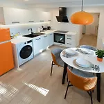 Marija Orange *